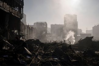 ТЦ Retrovillle после удара 20 марта 2022 года