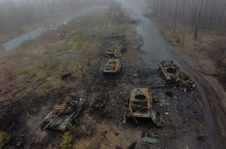 Российская сгоревшая техника под Киевом
