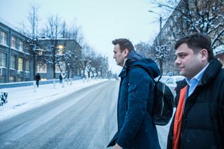 In November 2016, Navalny announced that he would run in the 2018 presidential election, a decision made possible when the European Court of Human Rights reversed the decision in the embezzlement case against him. The Russian authorities quickly initiated another case on exactly the same charges. Alexey Navalny and Pyotr Ofitserov in Kirov, December 5, 2016.