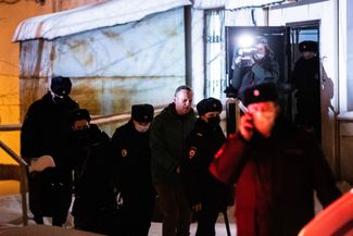 Navalny was arrested immediately upon arrival at the airport and sent to pre-trial detention. The next day, his team published an investigation into Putin’s real estate.